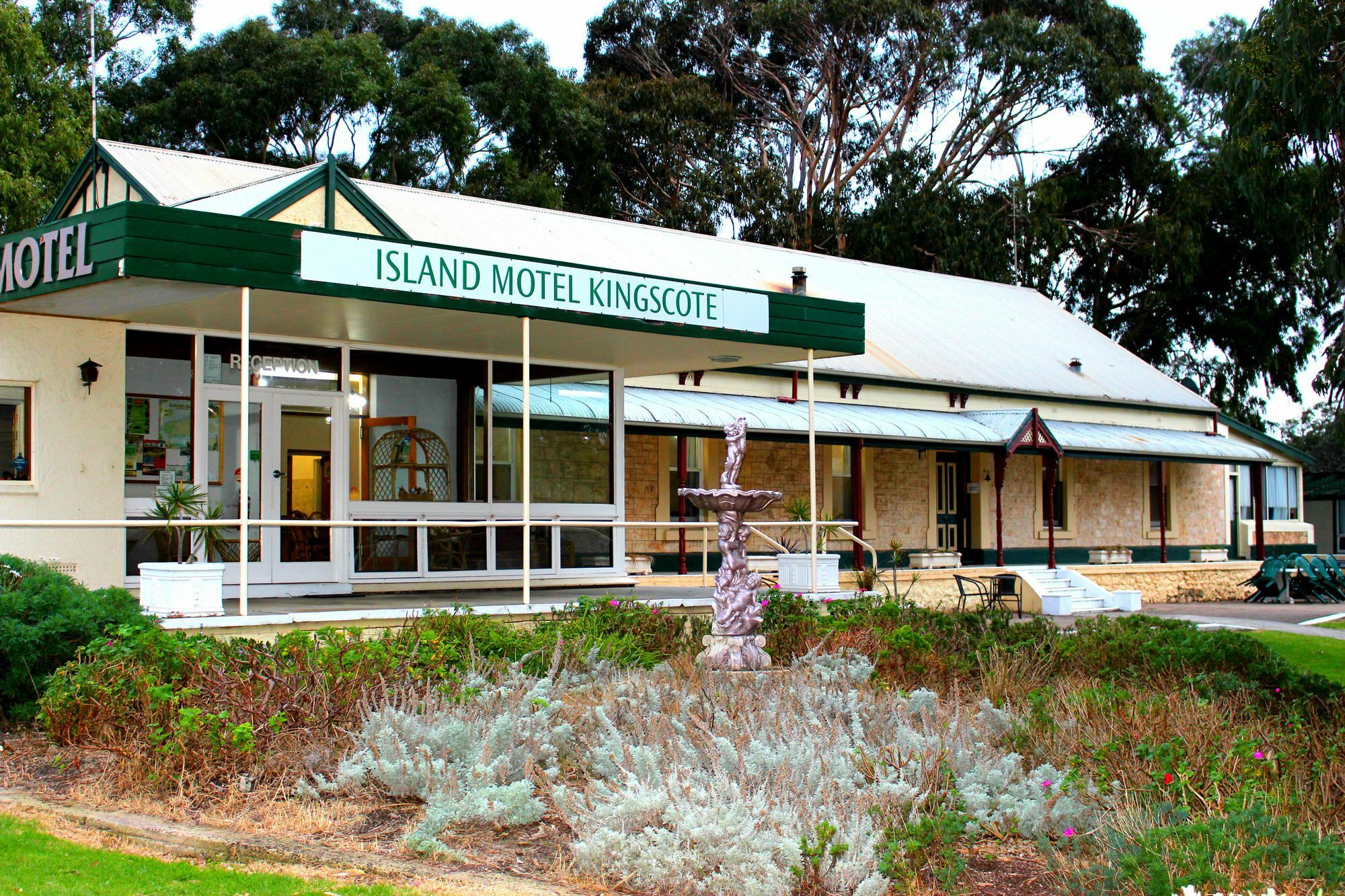 Island Motel Кингскот Экстерьер фото